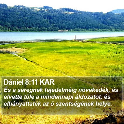 Dániel 8:11 KAR Bible Verse Image