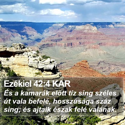 Ezékiel 42:4 KAR Bible Verse Image