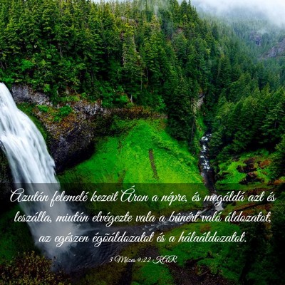 Picture 03 - 3 Mózes 9:22 KAR - Azután felemelé kezeit Áron a népre, és - Bible Verse Picture